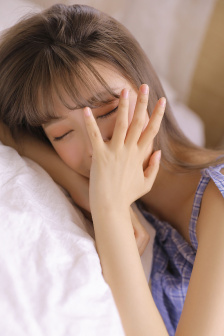美丽的邻居在线观看